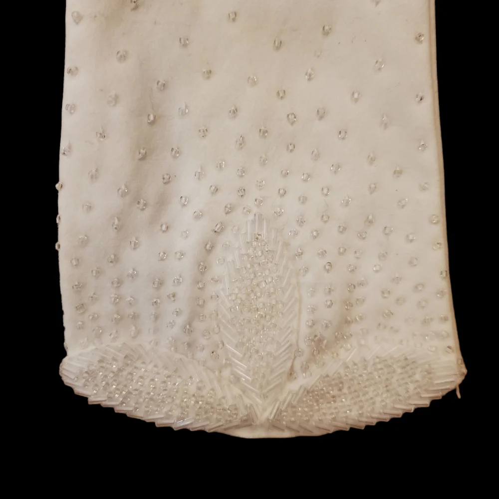 Vintage 60s Beaded Elegant White Gloves Size‎ S NWOT